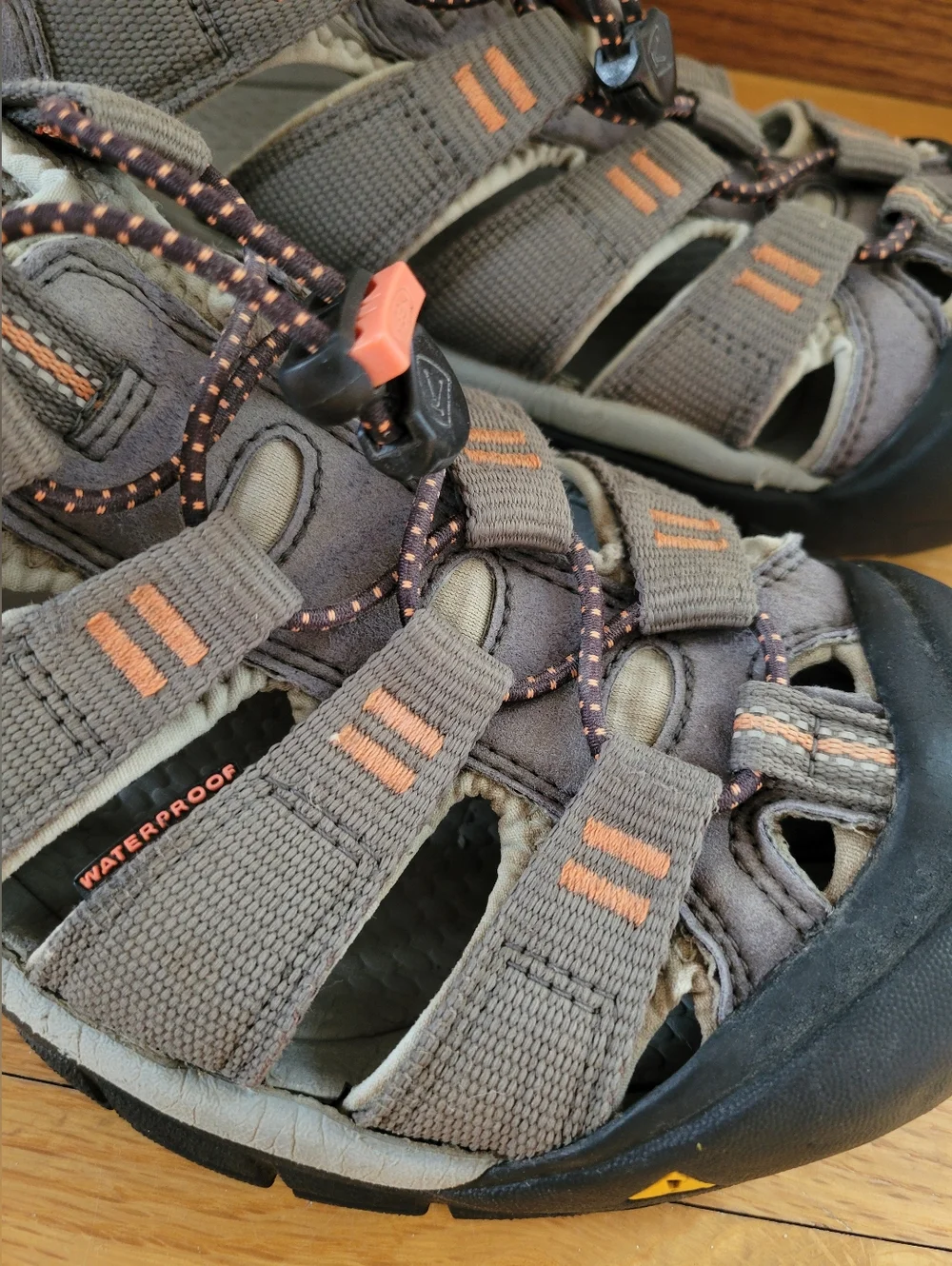 Mens size 9.5 Keen sandals - Men's KEEN Newport H2 Closed Toe Sandals Size 9.5 - Picture 3 of 11